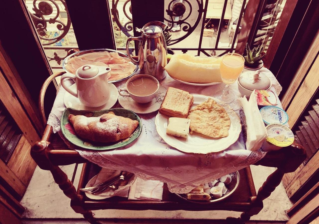 B&B Atmosfere Del Centro Storico Napoli Dış mekan fotoğraf