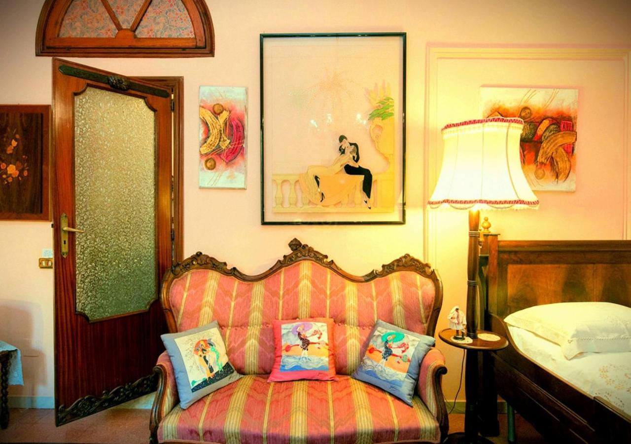 B&B Atmosfere Del Centro Storico Napoli Dış mekan fotoğraf
