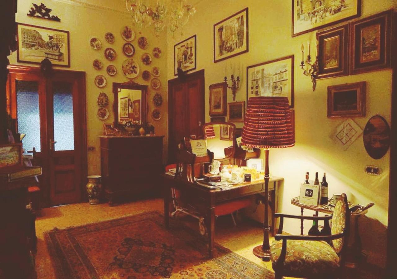 B&B Atmosfere Del Centro Storico Napoli Dış mekan fotoğraf